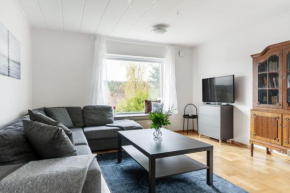 Peaceful holiday home surrounded by nature in Töllsjö